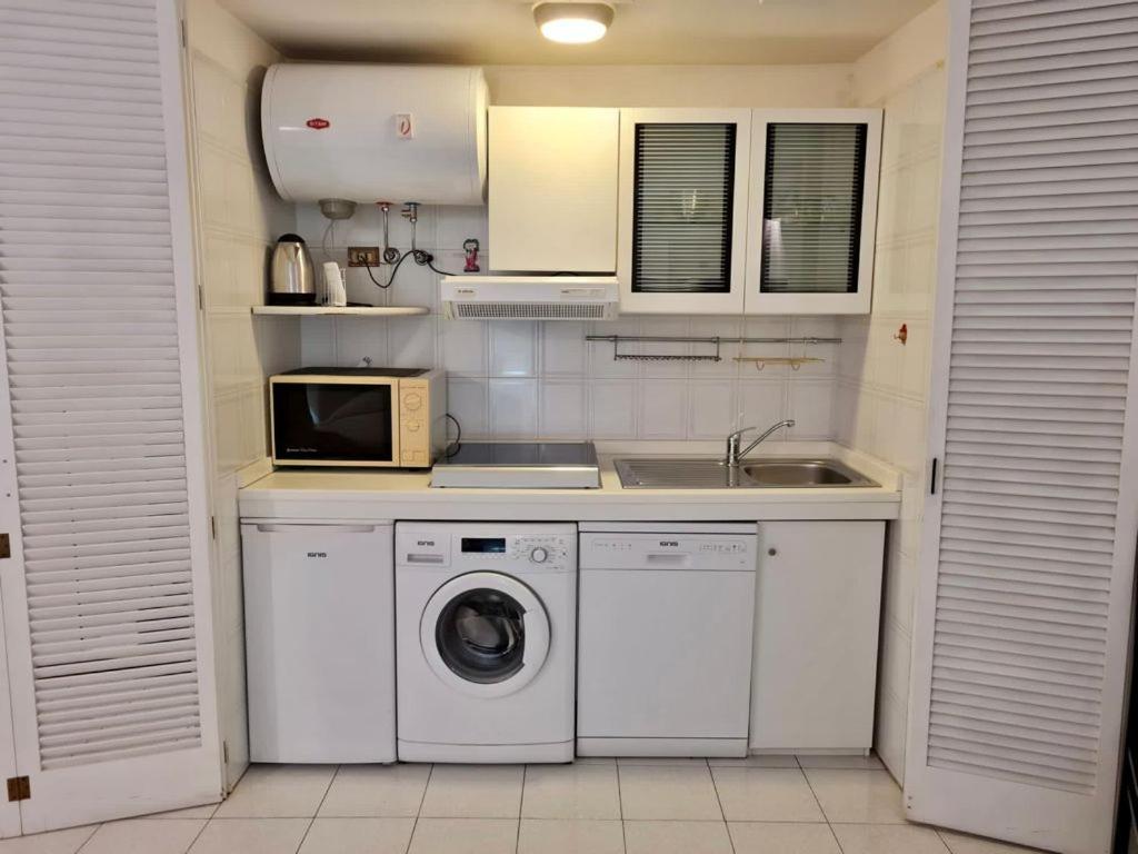Monolocale Oberdan Apartment โบโลญญา ภายนอก รูปภาพ