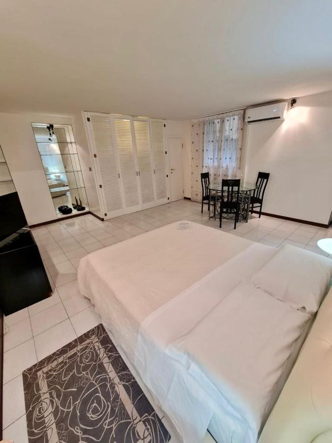 Monolocale Oberdan Apartment โบโลญญา ภายนอก รูปภาพ
